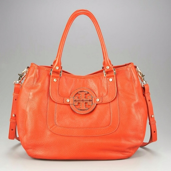 Tory Burch Handbags - $Price Drop$ Tory Burch Amanda Hobo!